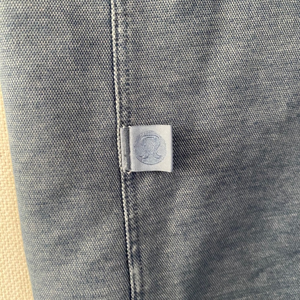 Lululemon Mens Short Sleeve Button Down Shirt Blue Heathered Tech Polo M - Picture 4 of 10